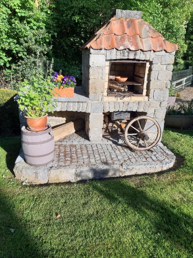 Chambres Chez Nanou Avec Petit Dejeuner Chimay Buitenkant foto